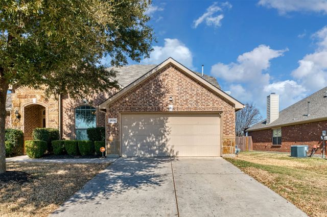 1524 Enchanted Sky Drive, Fort Worth, TX 76052