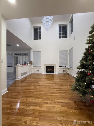 46 Pin Oak Drive, North Brunswick, NJ 08902