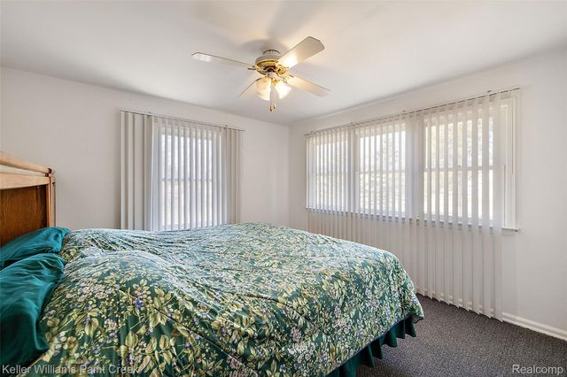 804 E AVON Road, Rochester Hills, MI 48307