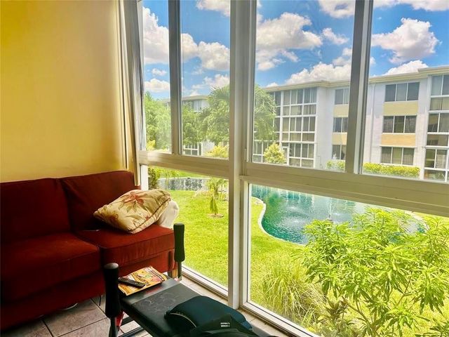 5985 Del Lago Circle 223, Sunrise, FL 33313