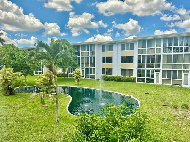 5985 Del Lago Circle 223, Sunrise, FL 33313