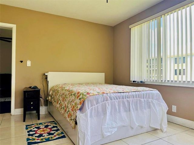 5985 Del Lago Circle 223, Sunrise, FL 33313