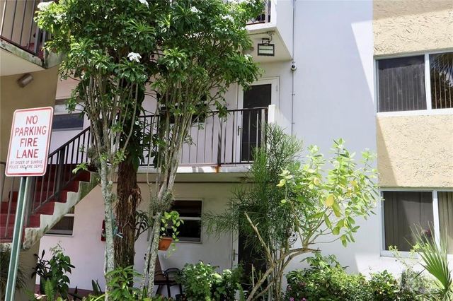 5985 Del Lago Circle 223, Sunrise, FL 33313