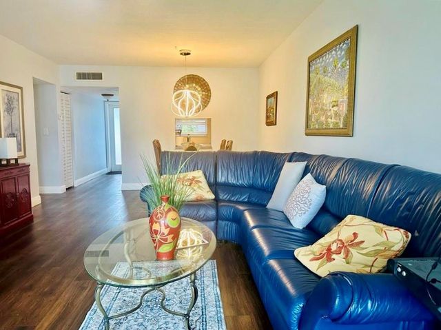 5985 Del Lago Circle 223, Sunrise, FL 33313