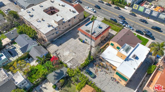 702 Crenshaw Boulevard, Los Angeles, CA 90005