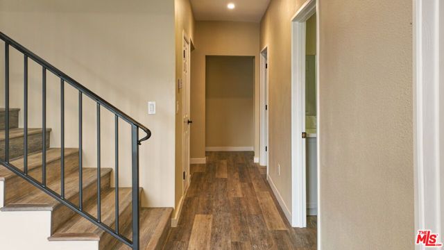 702 Crenshaw Boulevard, Los Angeles, CA 90005