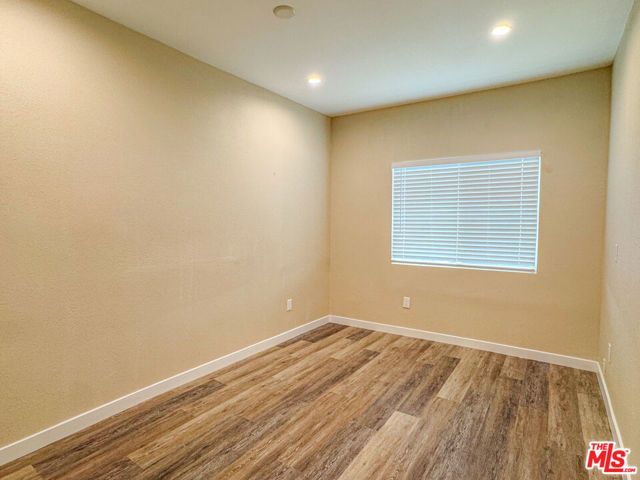 702 Crenshaw Boulevard, Los Angeles, CA 90005
