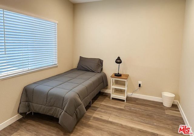 702 Crenshaw Boulevard, Los Angeles, CA 90005