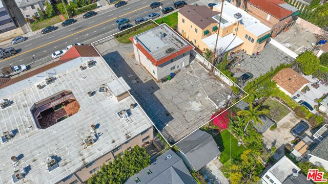 702 Crenshaw Boulevard, Los Angeles, CA 90005