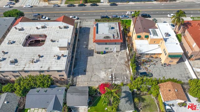 702 Crenshaw Boulevard, Los Angeles, CA 90005