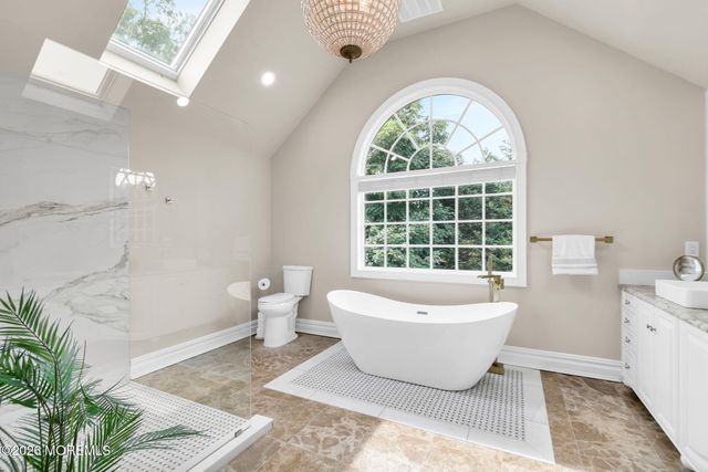 8 Black Point Horseshoe Street, Rumson, NJ 07760