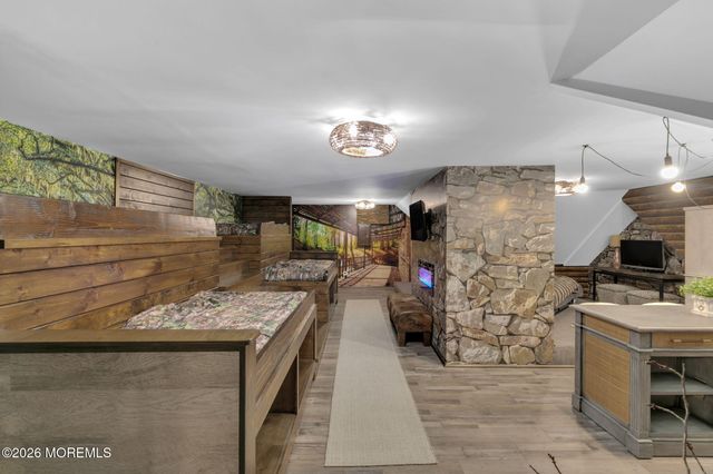 8 Black Point Horseshoe Street, Rumson, NJ 07760