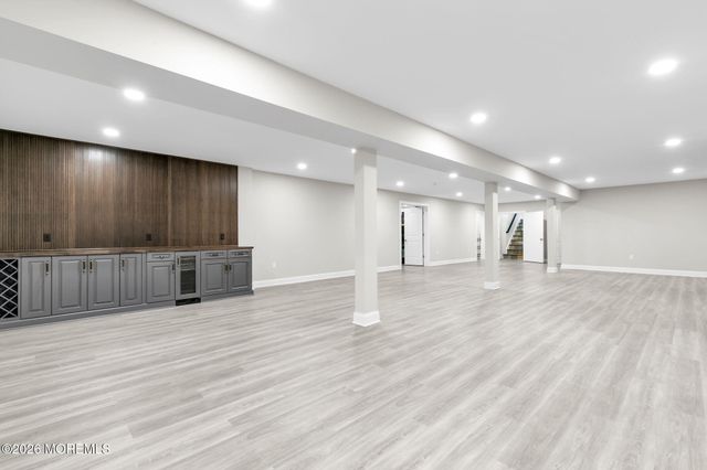 8 Black Point Horseshoe Street, Rumson, NJ 07760