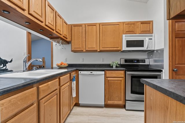 7146 Gallery Ridge, San Antonio, TX 78250