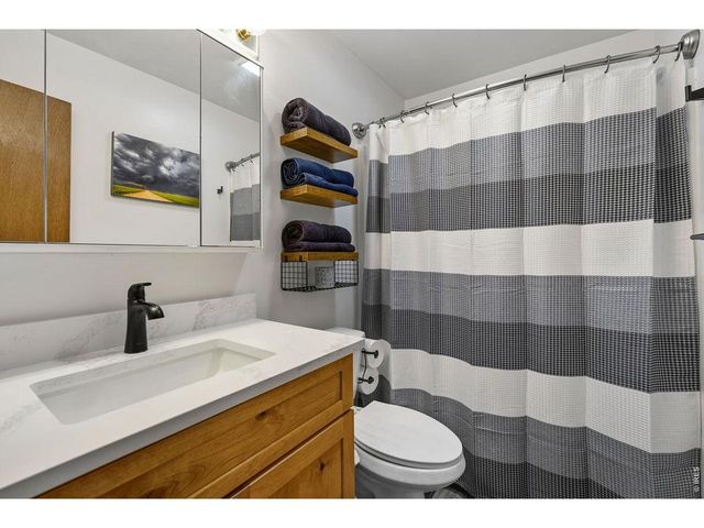 112 Bachar Dr, Fort Morgan, CO 80701