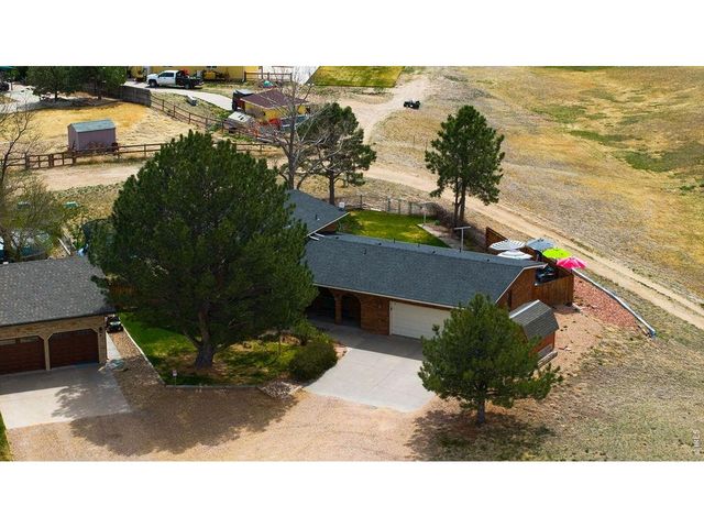112 Bachar Dr, Fort Morgan, CO 80701
