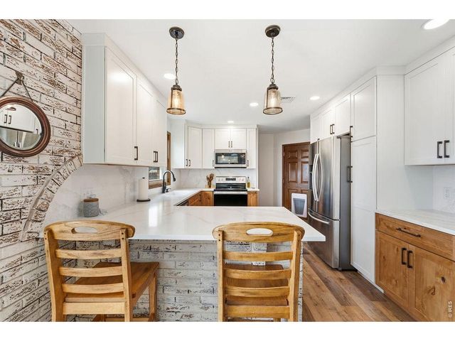112 Bachar Dr, Fort Morgan, CO 80701