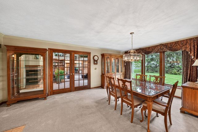 23655 Ridgemont Lane, Elkhart, IN 46516