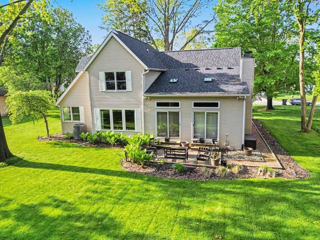 23655 Ridgemont Lane, Elkhart, IN 46516