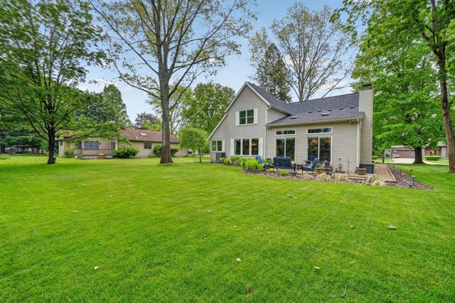 23655 Ridgemont Lane, Elkhart, IN 46516