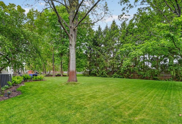 23655 Ridgemont Lane, Elkhart, IN 46516
