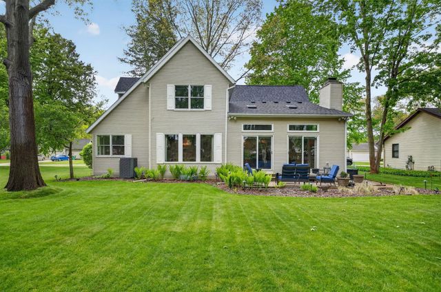 23655 Ridgemont Lane, Elkhart, IN 46516