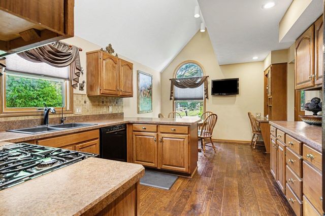 23655 Ridgemont Lane, Elkhart, IN 46516
