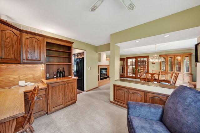 23655 Ridgemont Lane, Elkhart, IN 46516