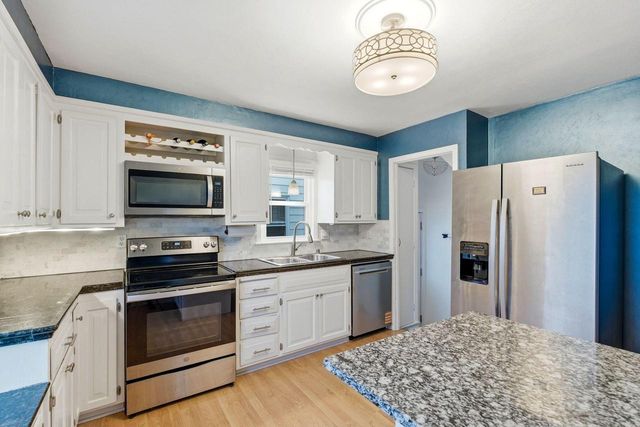 3776 N 98th STREET, Milwaukee, WI 53222