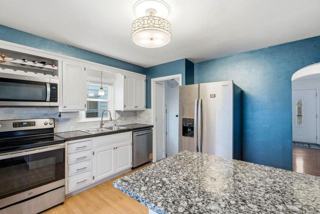 3776 N 98th STREET, Milwaukee, WI 53222