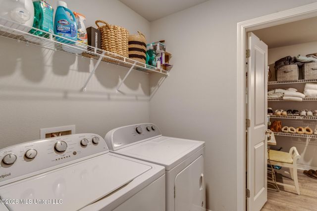 515 Peach Street, Ocean Springs, MS 39564