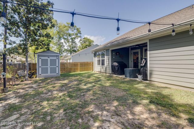 515 Peach Street, Ocean Springs, MS 39564