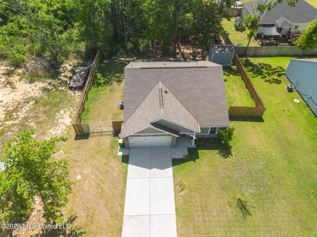 515 Peach Street, Ocean Springs, MS 39564