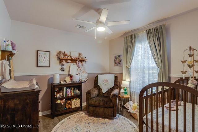 515 Peach Street, Ocean Springs, MS 39564