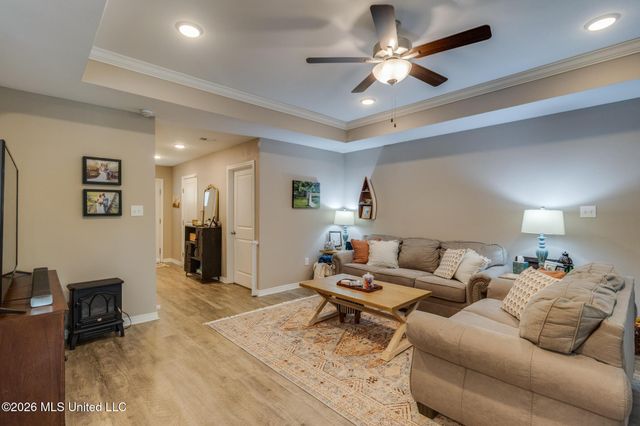 515 Peach Street, Ocean Springs, MS 39564