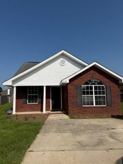 5330 Cimaron Court, Theodore, AL 36582