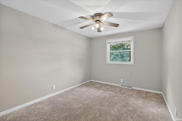 18035 Chipstead Drive, South Bend, IN 46637