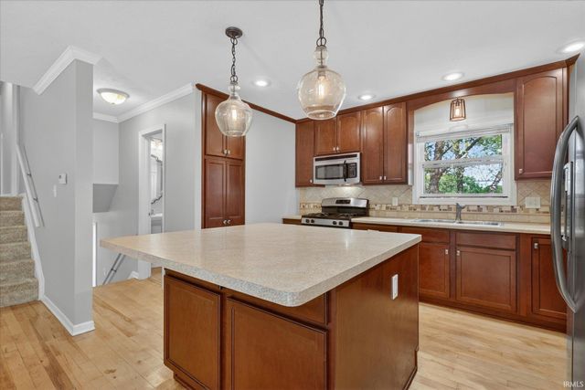18035 Chipstead Drive, South Bend, IN 46637