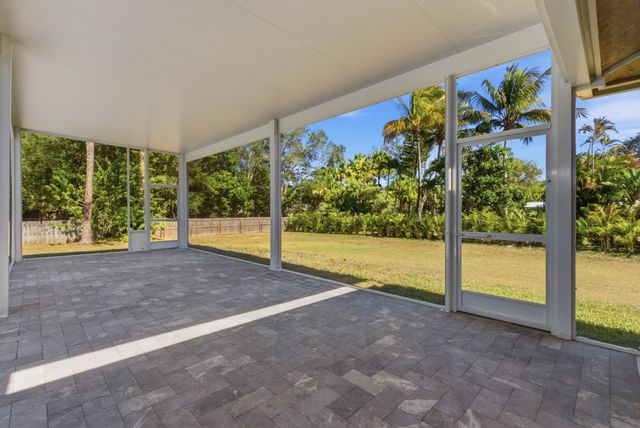 16145 E Trafalgar Drive, Loxahatchee, FL 33470