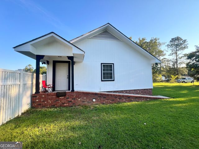 253 McDilda Drive, Lyons, GA 30436