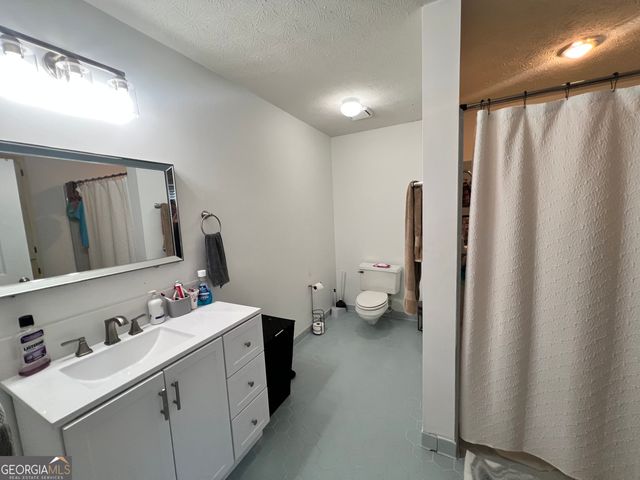 253 McDilda Drive, Lyons, GA 30436