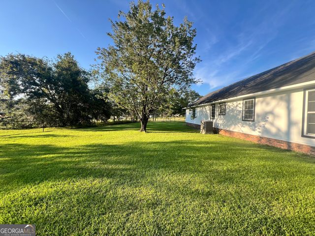 253 McDilda Drive, Lyons, GA 30436