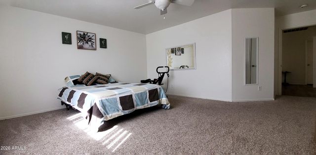 941 E DESERT MOON Trail, San Tan Valley, AZ 85143