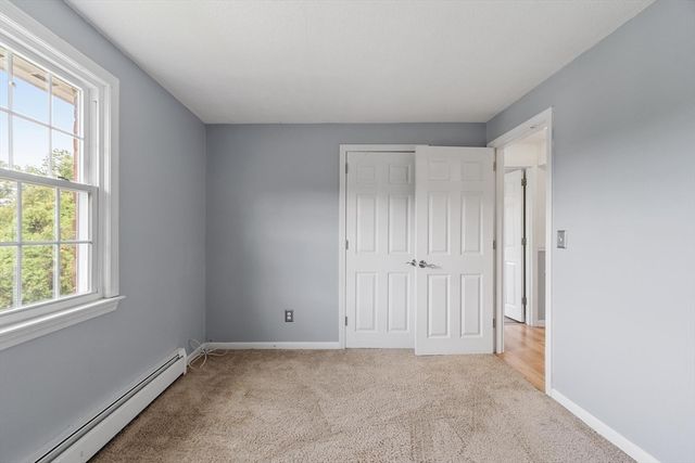 160 Tyngsboro Road 12c, Chelmsford, MA 01863