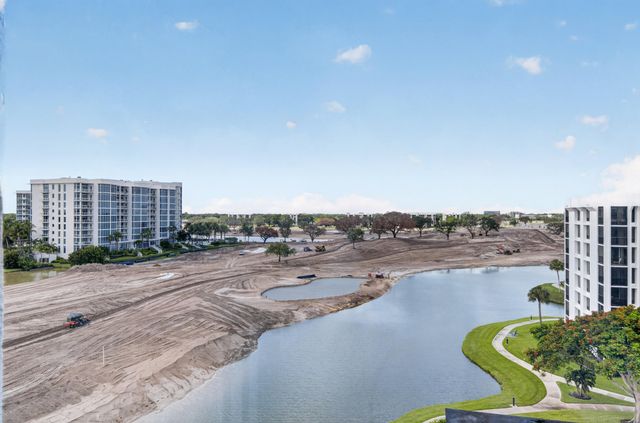 7738 Lakeside Boulevard 385, Boca Raton, FL 33434