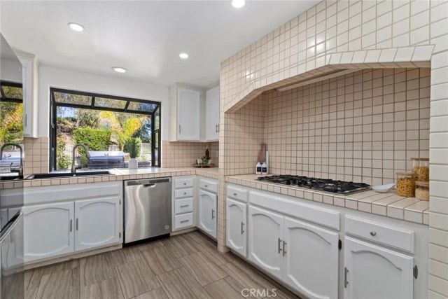 25546 Hardy Place, Stevenson Ranch, CA 91381