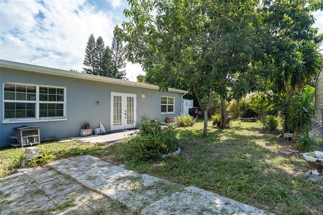 540 W COLUMBIA STREET, Lake Alfred, FL 33850