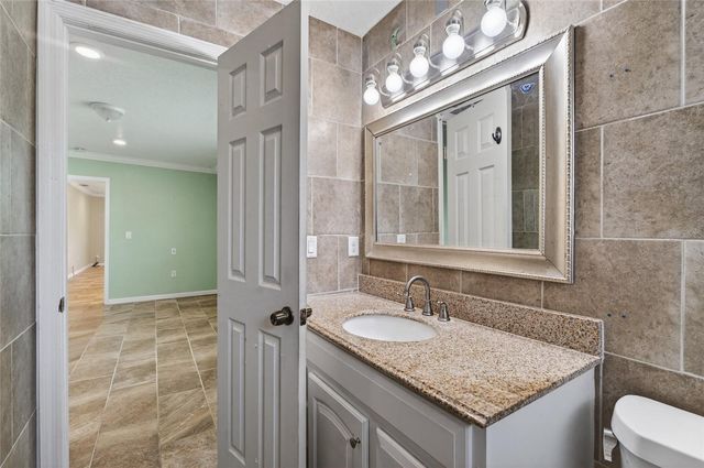 540 W COLUMBIA STREET, Lake Alfred, FL 33850