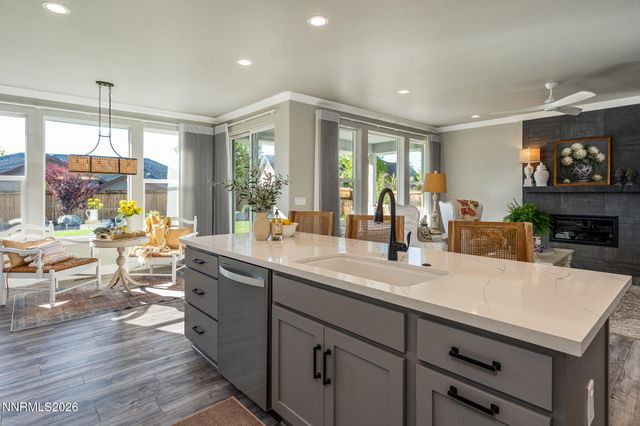 1016 Keystone Court, Gardnerville, NV 89460