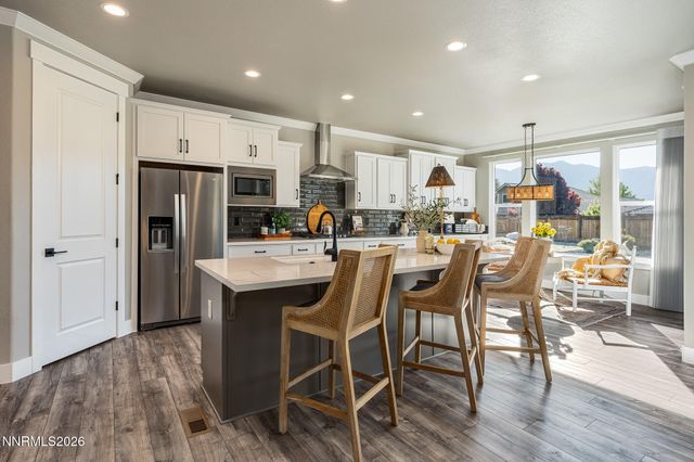 1016 Keystone Court, Gardnerville, NV 89460